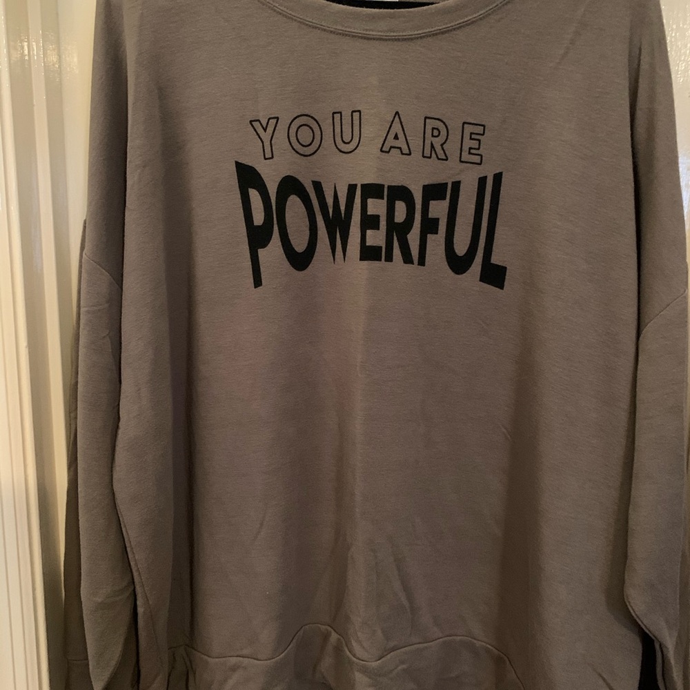 Motivational high-low sweatshirt